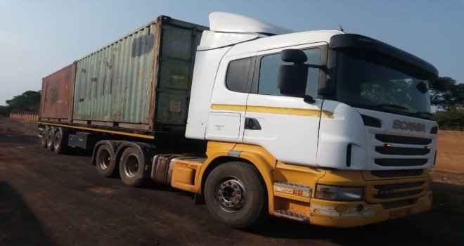 Transport de conteneurs