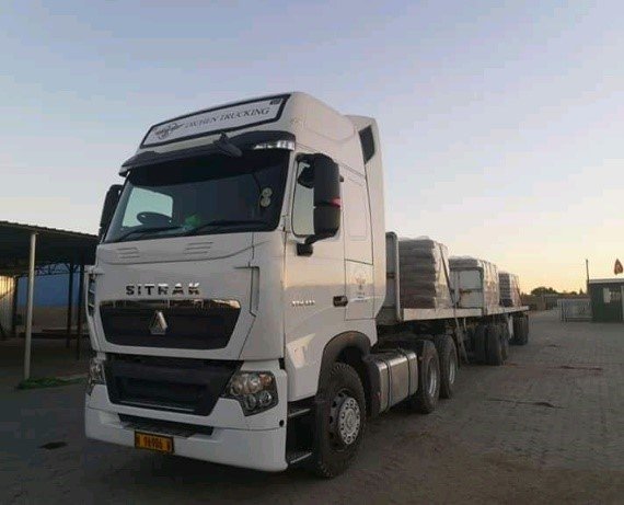 Camion PCB Sinotruk HOWO sur le parc